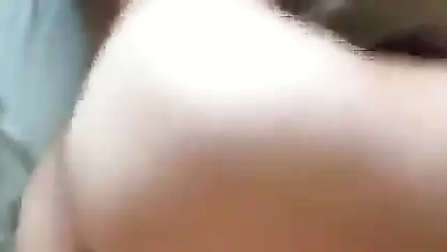 Медленно трахает киргизку в мокрую киску